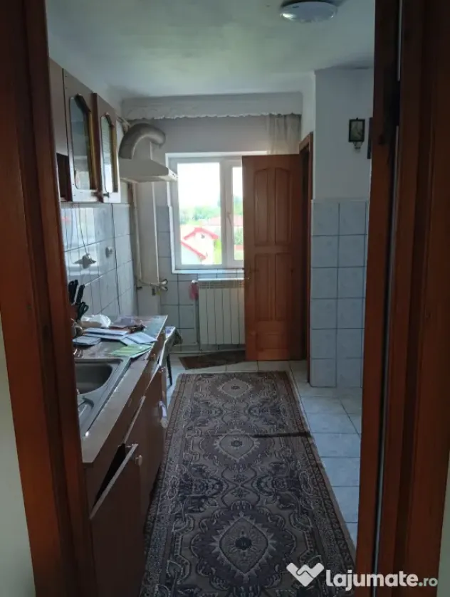 Vând apartament 3 camere