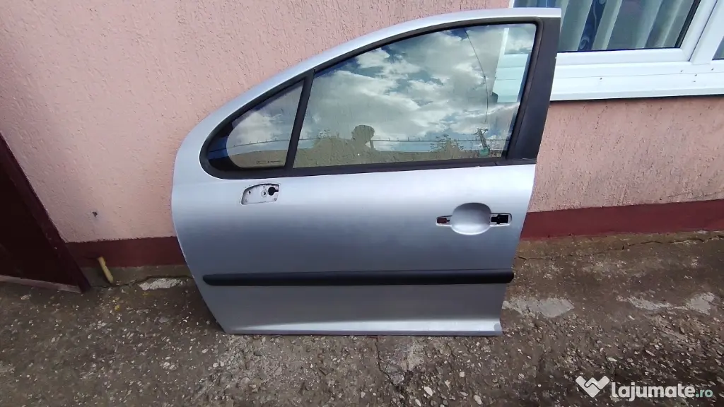 Usi fata Peugeot 207 1.4 Hdi