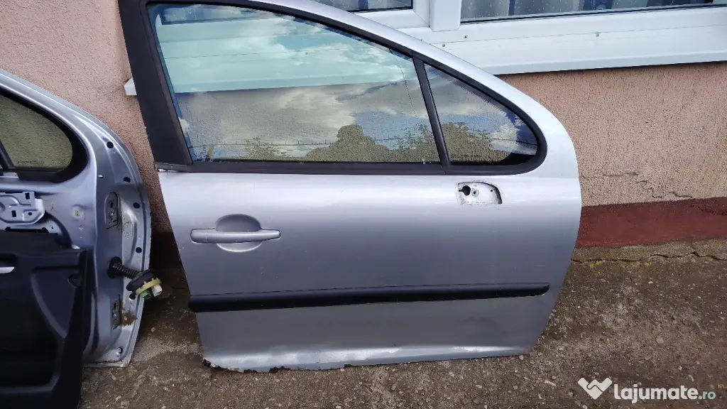 Usi fata Peugeot 207 1.4 Hdi