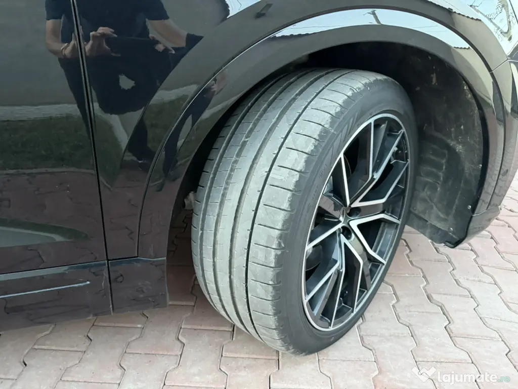 Audi Q8 S line 2020 Diesel Mild Hybrid