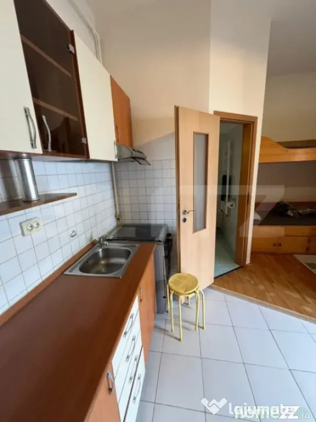 Garsoniera, 18mp, zona Piata Mihai Viteazu - Cluj-Napoca (Cluj)