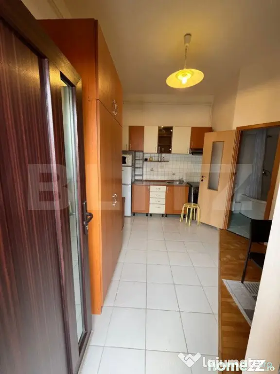 Garsoniera, 18mp, zona Piata Mihai Viteazu - Cluj-Napoca (Cluj)