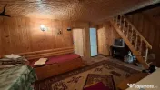 Casă de vacanță, 4 camere, garaj, teren 251 mp– Lepșa, Județul Vrancea