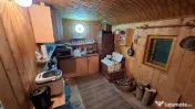 Casă de vacanță, 4 camere, garaj, teren 251 mp– Lepșa, Județul Vrancea