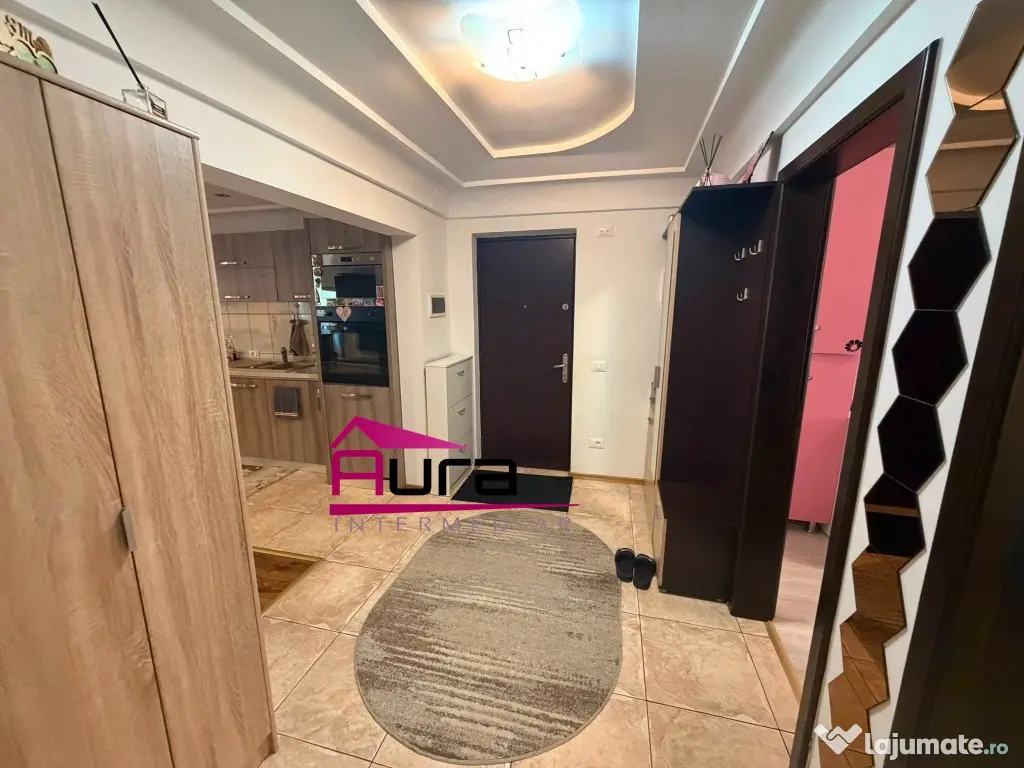Inchiriez apartament 3 camere Str.Babadag zona Peco