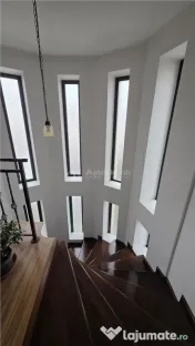 Casa P E M, teren 664 mp - zona centrala - Spitalul Judetean 