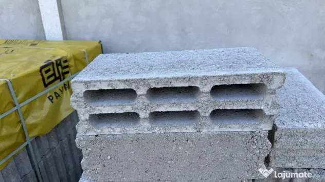 Boltar din beton pentru zidarie BZ2, Elis Pavaje, 400 x 125 x 195 mm (LxGxH)