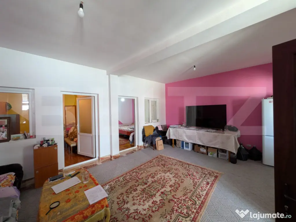 Casa de vanzare, 84 mp, zona Moreni