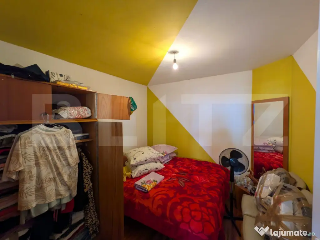 Casa de vanzare, 84 mp, zona Moreni