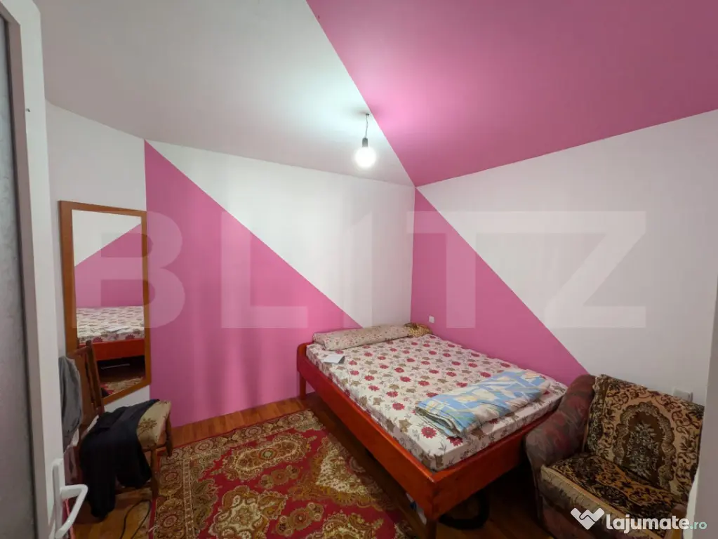 Casa de vanzare, 84 mp, zona Moreni
