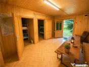 Casa Cabana 2.000 mp teren in miracolul naturii autentice,B 