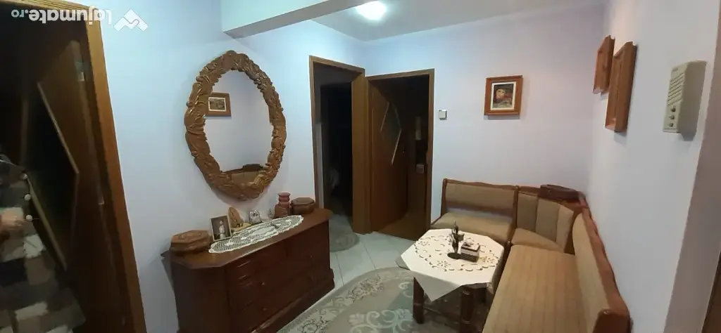 Vanzare apartament 3 camere str. Bujorilor