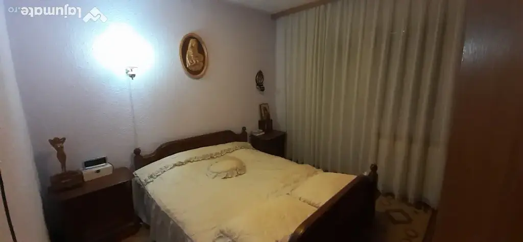 Vanzare apartament 3 camere str. Bujorilor