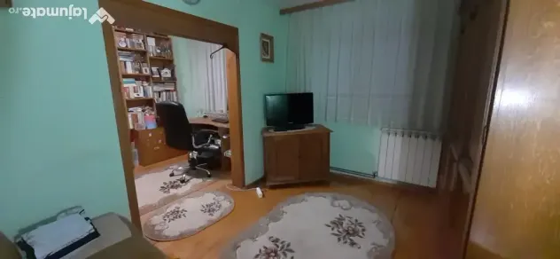 Vanzare apartament 3 camere str. Bujorilor