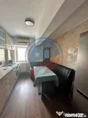 Apartament 3 camere decomandate, zona Lapus 
