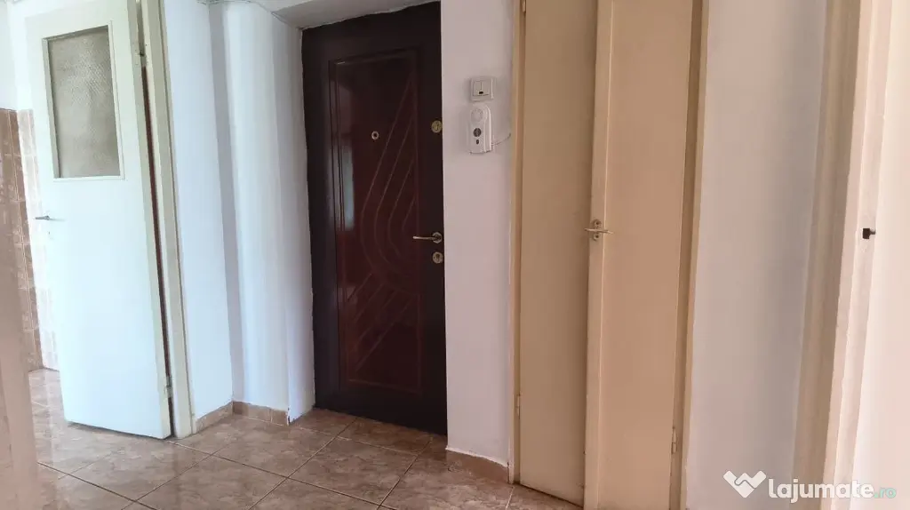 Apartament 4 camere in Deva, zona Piata Centrala