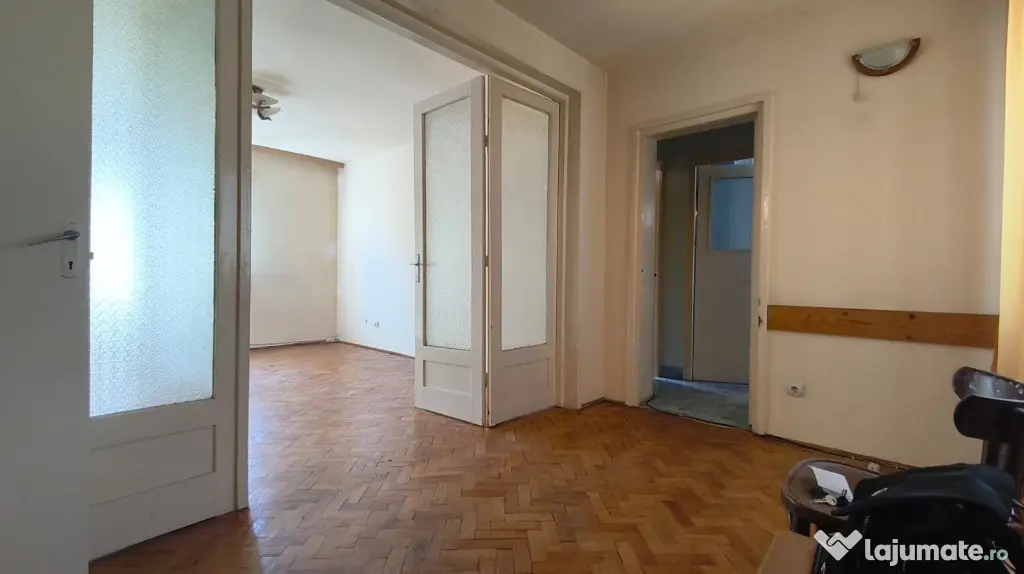 Apartament 4 camere in Deva, zona Piata Centrala