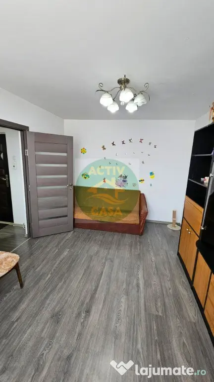 Apartament 2 camere, decomandat