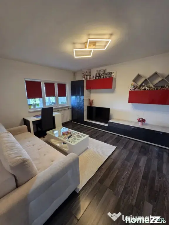 Decamandat 48 m² utili 2 camere, Cl. Bucuresti, Rotonda - Craiova (Dolj)