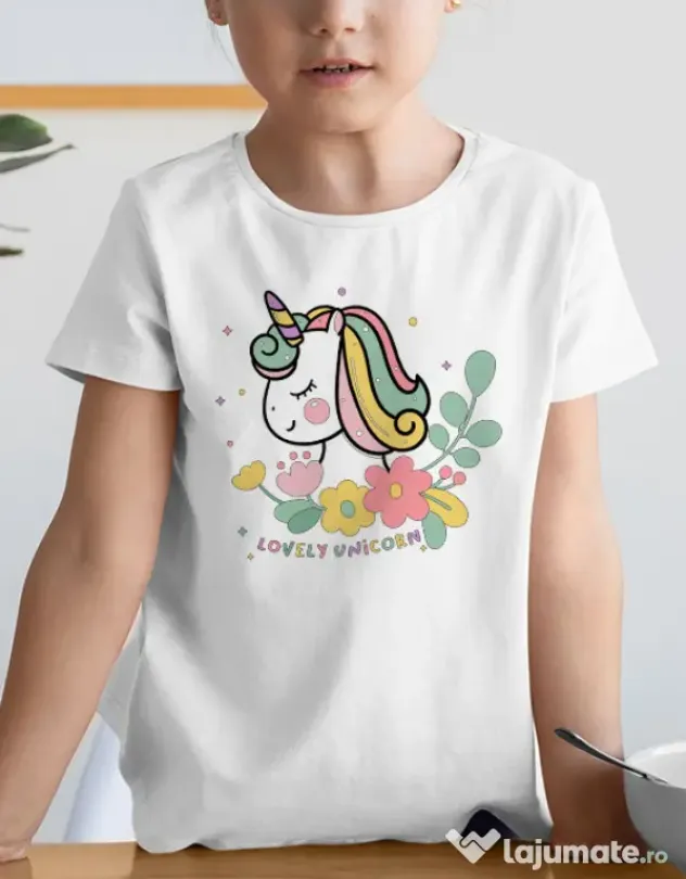 Tricou de colorat Lovely unicorn