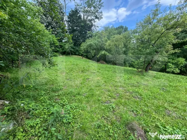 Teren intravilan, 1.000 mp, utilități la stradă, zona Fie - Fieni (Dambovita)