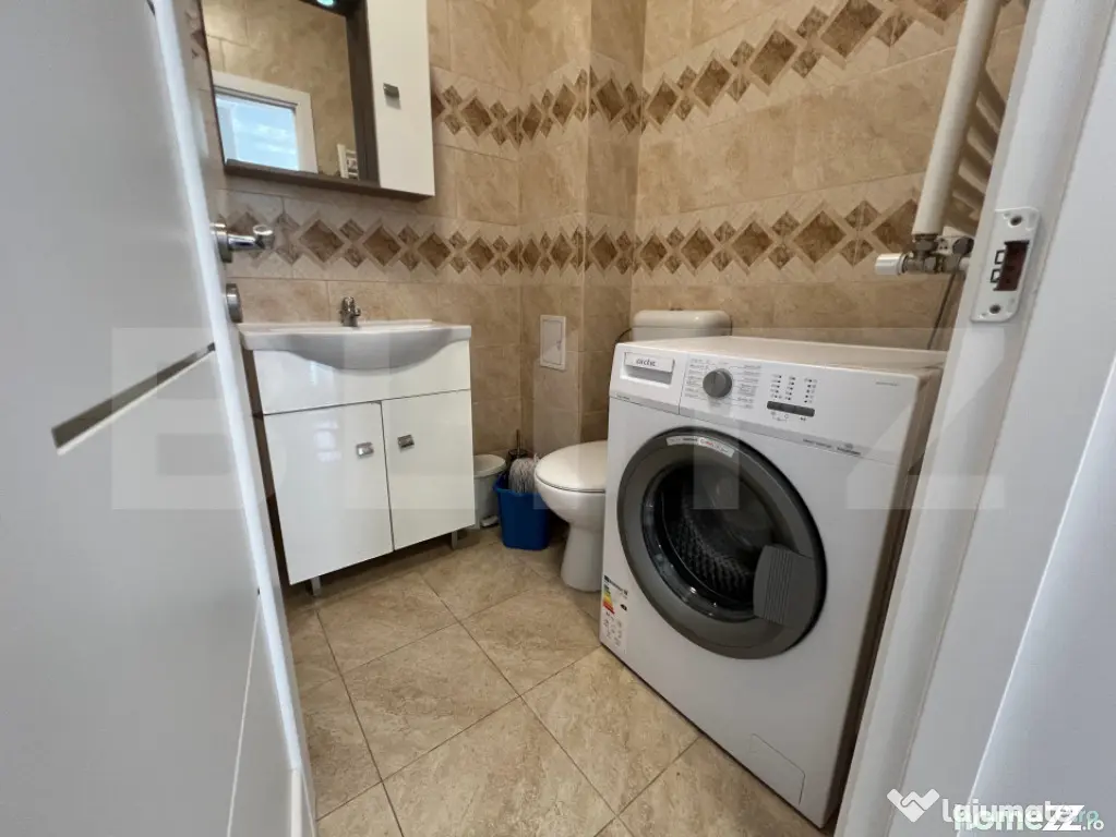 Apartament cu 3 camere, 55 mp, zona Nufărul