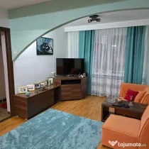 Apartament 3 camere (modificat din 4 camere) de inchiriat