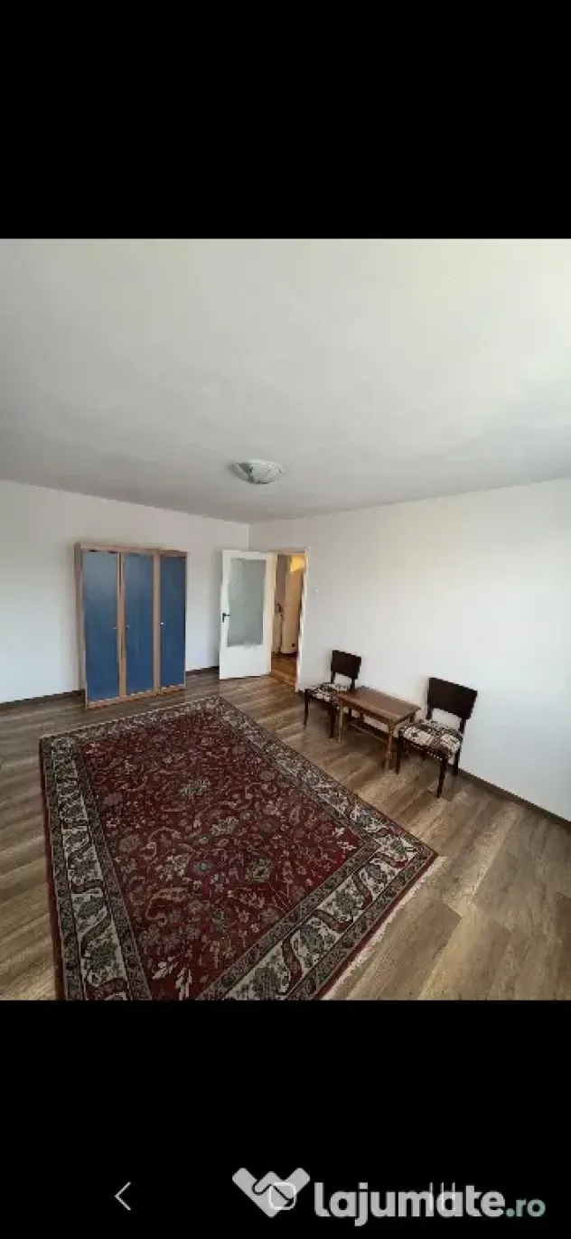 3 camere Apusului