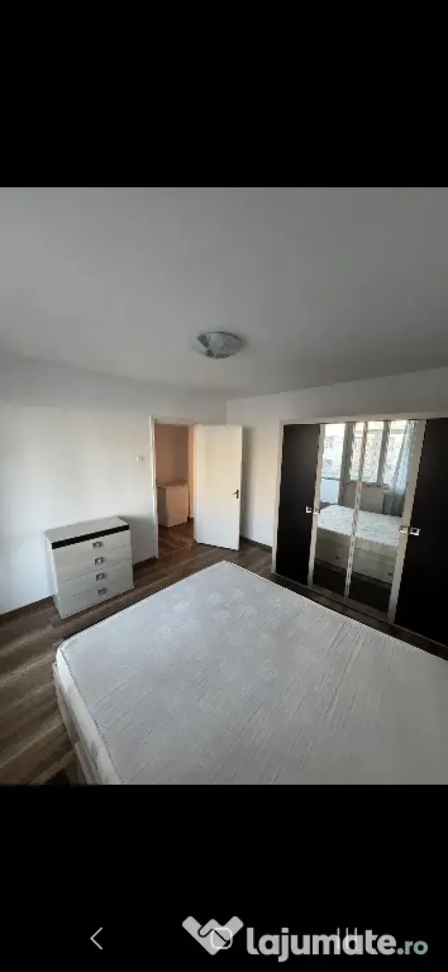 3 camere Apusului