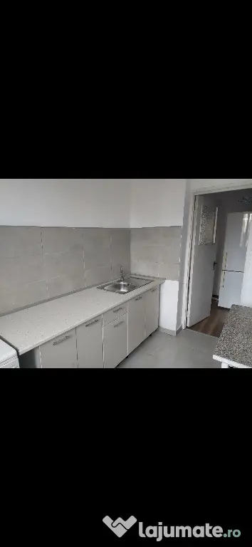 3 camere Apusului