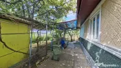 Casă cu teren foarte generos, la 5 minute de centrul orașu 