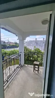 Casă cu teren foarte generos, la 5 minute de centrul orașu 