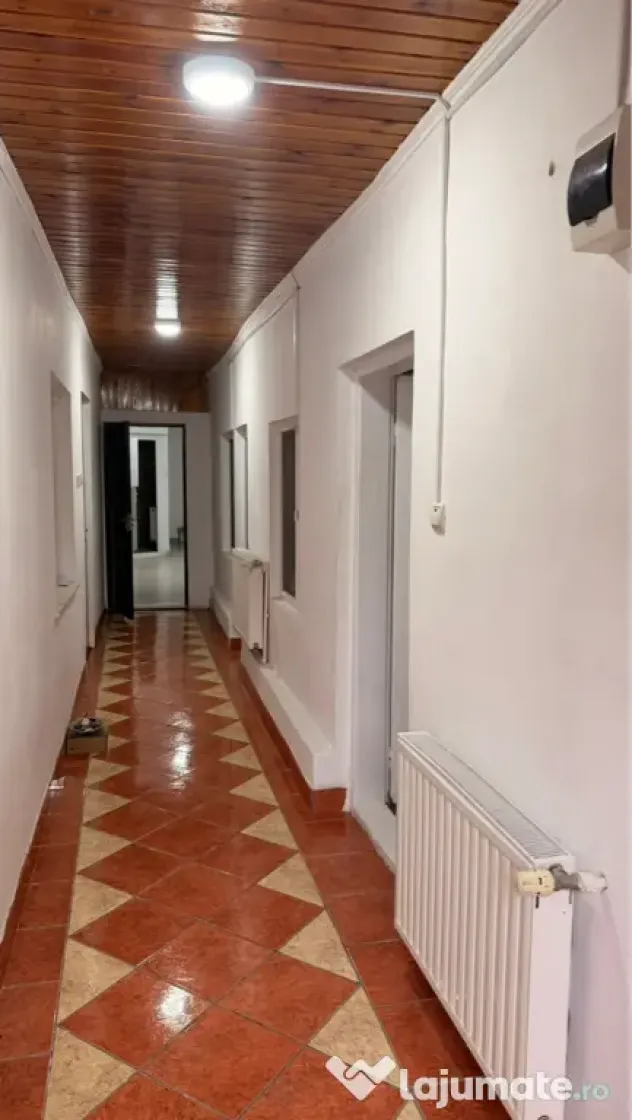 Casa la curte