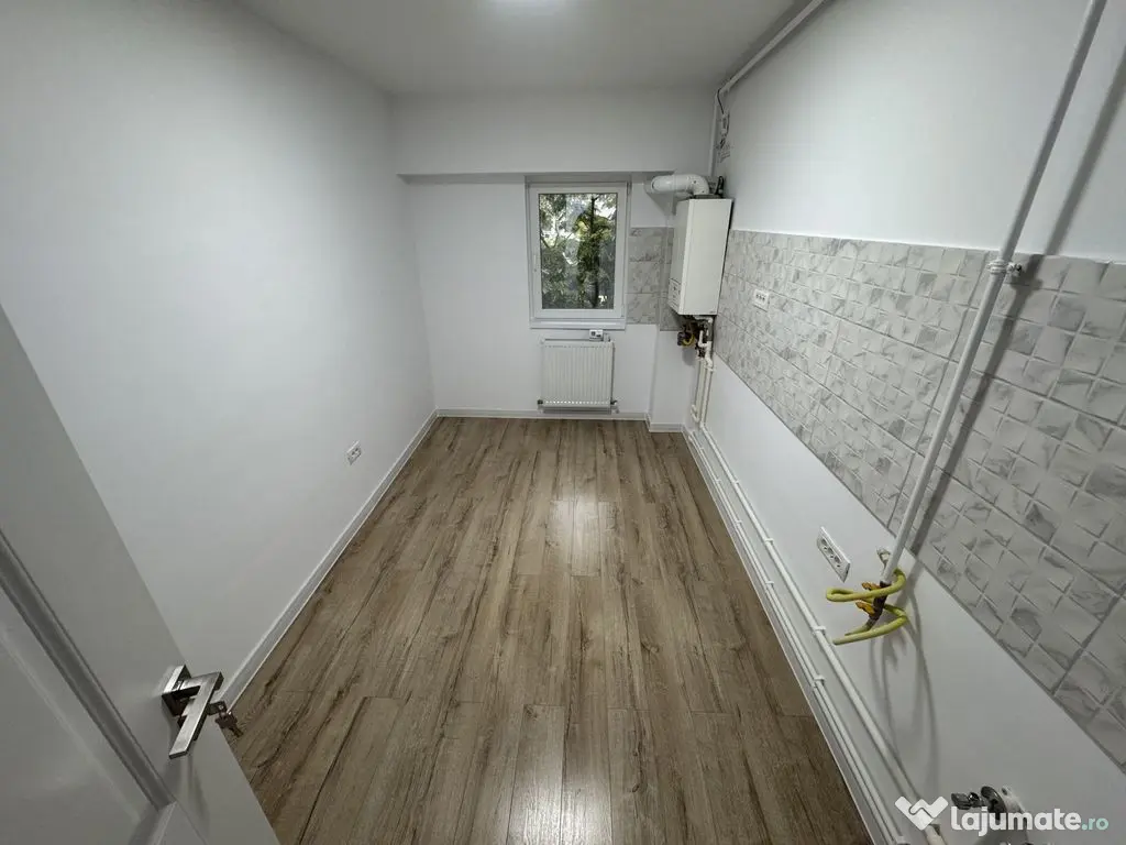 Apartament 2 camere Renovat zona Trocadero cu Centrala