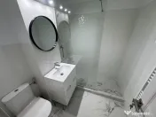 Apartament 2 camere Renovat zona Trocadero cu Centrala