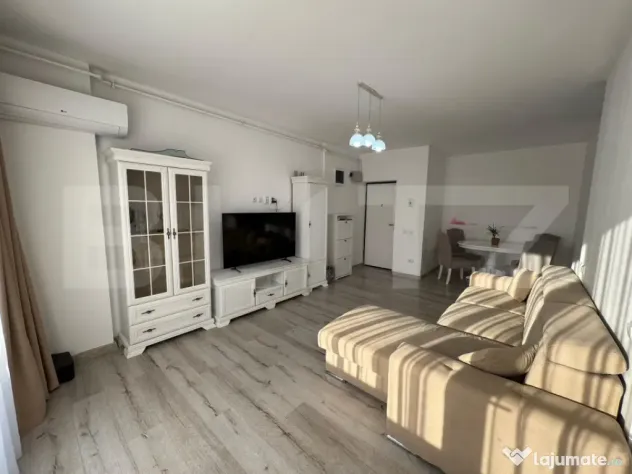 Apartament de inchiriat, 3 camere, 78 mp, loc de parcare, Ha