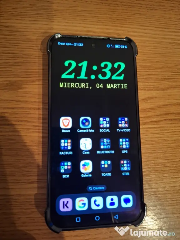 vând telefon Honor 400 .256g