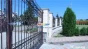 OPORTUNITATE DE INVESTITIE CASA P M, TEREN 10.000 MP. HUTANI