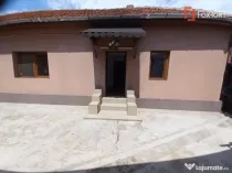 Casa individuala cu 4 camere - zona Crisan | 2 corpuri de cl