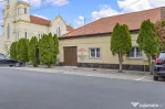 Casă complet renovată în zona ultracentrală | Pecica