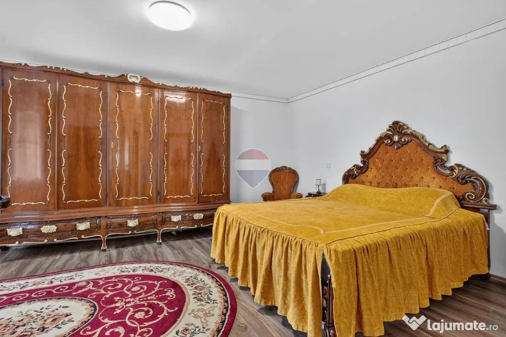 Casă complet renovată în zona ultracentrală | Pecica