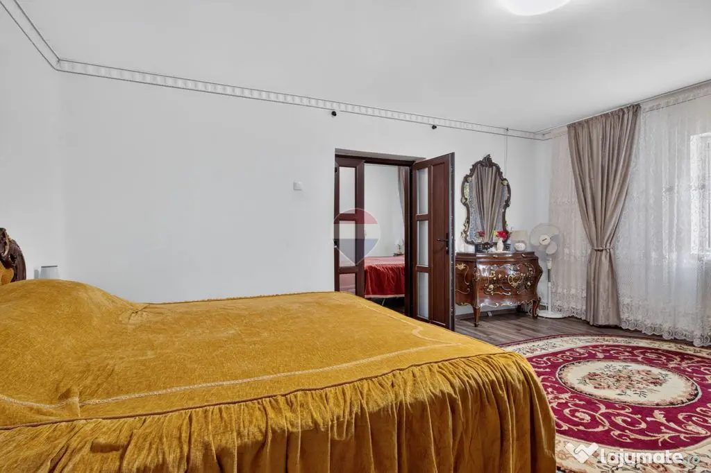 Casă complet renovată în zona ultracentrală | Pecica