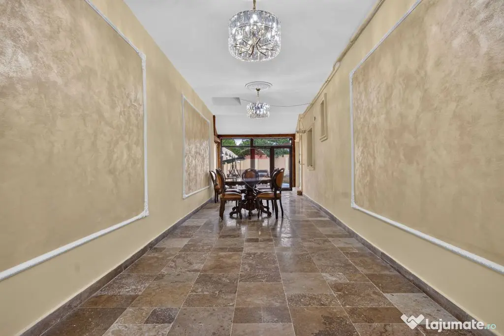 Casă complet renovată în zona ultracentrală | Pecica