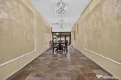 Casă complet renovată în zona ultracentrală | Pecica 