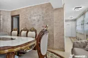 Casă complet renovată în zona ultracentrală | Pecica 