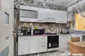 Casă complet renovată în zona ultracentrală | Pecica 