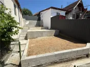 Apartament in casa 2 camere cu gradina si garaj - Central 