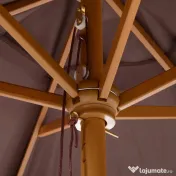 Outsunny Umbrelă de Soare pentru Grădină, Structură din Lemn, Φ250 cm, Ideală pentru Exterior | Aosom Romania