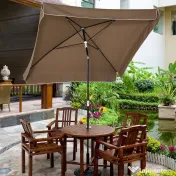 Outsunny Umbrelă Pătrată Externă, Protecție UV, 200x200cm, Design Modern, Cafea | Aosom Romania