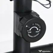 HOMCOM Bicicletă Fitness cu Monitor LCD și 8 Nivele de Rezistență, Antrenament Cardio la Domiciliu | Aosom Romania 